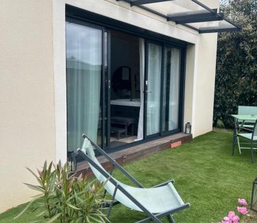 Auteuil Apartment | Suite romantique avec Spa et filet suspendu