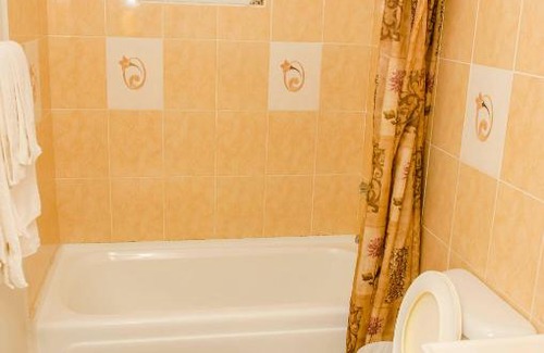 Dickenson Bay Apartment | Suite Serenade