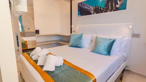 Sirmione Old Town Apartment | Suite Sirmione Studio - Italian Homing