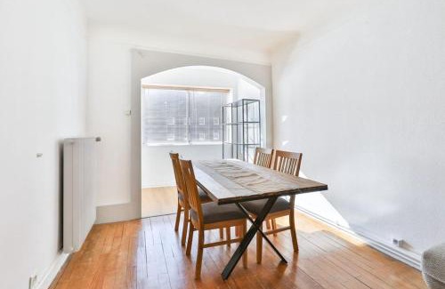 Mulhouse Apartment | Suite Très Moderne et Cosy, Proche Centre-ville, MULHOUSE CENTRE