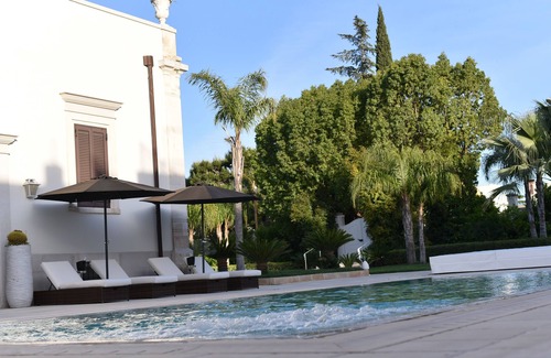 Conversano Villa | Suite with hot tub and steam room