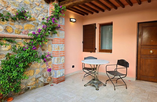 Manciano Apartment | Suite with private outdoor space and garden view