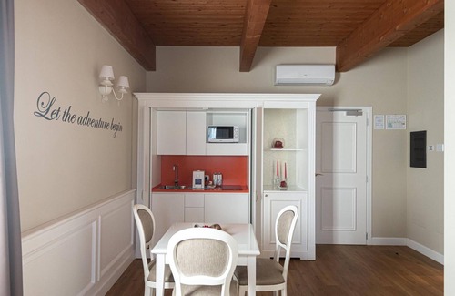 Castrocielo House | Suites&Apartments Liolà