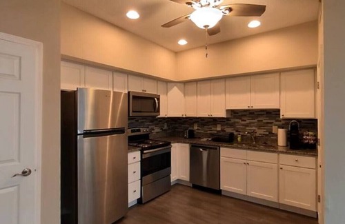 East Lawrence Apartment | Suites on Mass - 911 Massachusetts suite C2