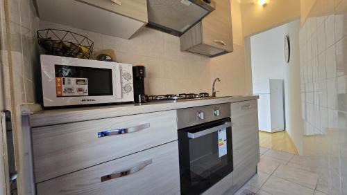 Terralba Apartment | Sulla via del Mare House
