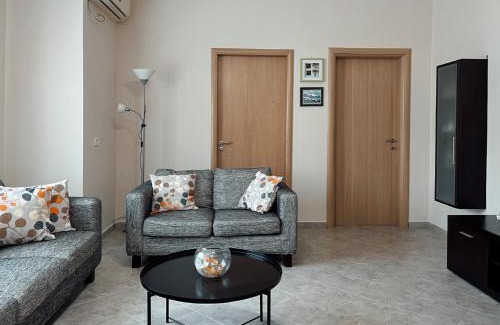 Ishem Apartment | Summer Breeze Apartment G13, Lalzi Bay, Lura 1