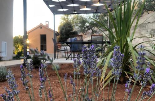 Meterize Apartment | Summer Breeze apartment - Quiet place with a spectacular view and a garden