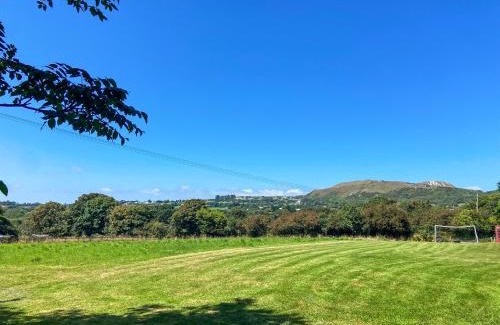 High Street House | Summer Breeze