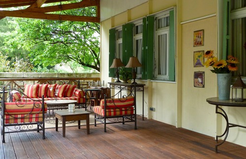 Villars Cottage | SUMMER GITE IN THE GROUNDS OF CHÂTEAU DE VILLARS EN PERIGORD