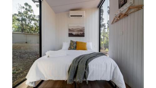 Howes Creek House | Summer Lea 1 by Tiny Away