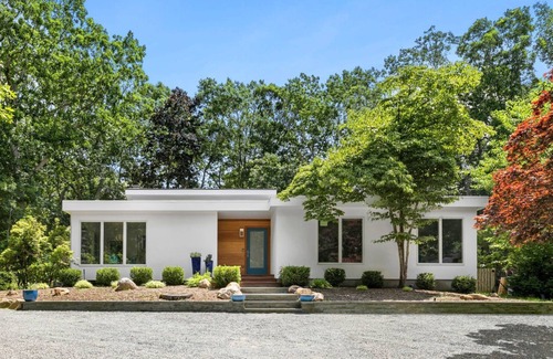 East Hampton House | Summer oasis with heated pool in Northwest Harbor, East Hampton.