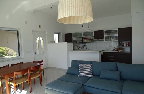 Miskovici House | SUMMER RESIDENCE DIRECTLY AT THE SEA