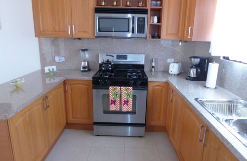 Esmeralda House | SUMMER VACATIONS ARE WONDERFUL IN ARUBA. MAKE YOUR RESERVATIONS FOR WINTER 2026!