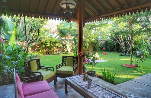 Sewon Bed & Breakfast | Summergrass B&B