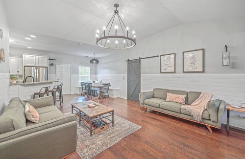 Summerville House | Summerville, Family Centered Home, Baby Gear,Swing Set,Game Room, Pets Welcome