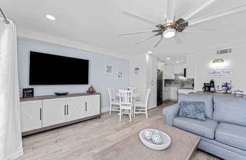 Panama City Beach Condo | Summit 1108- 1 Bedroom 1.5 Bathrooms Sleeps 6