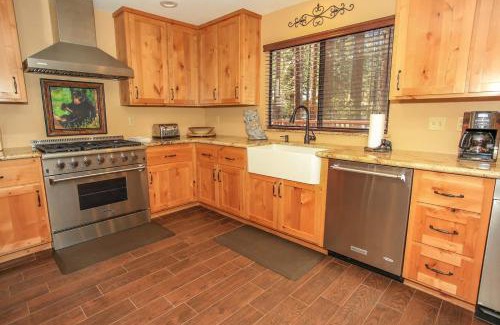 Summit Estates House | Summit Lodge 1