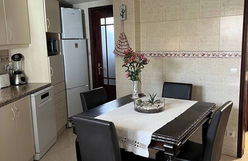 Povoa House | Sun And Ocean House with 2 bathrooms