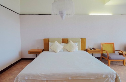 Thuan An Resort | Sun and Sea Resort- Deluxe Unit 3