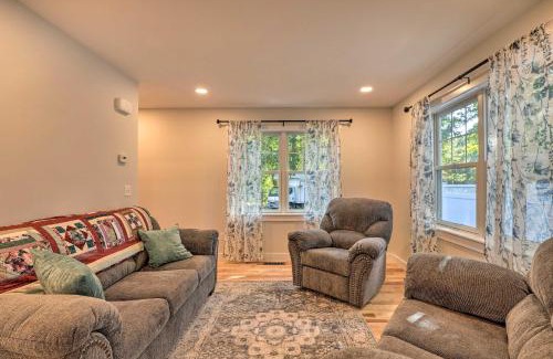 West Brookfield House | Sun-Dappled Retreat - Walk to Wickaboag Lake!