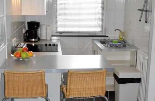 Schoeneberg Apartment | Sunny and quiet In the heart of Schöneberg/near Kudamm with a large balcony