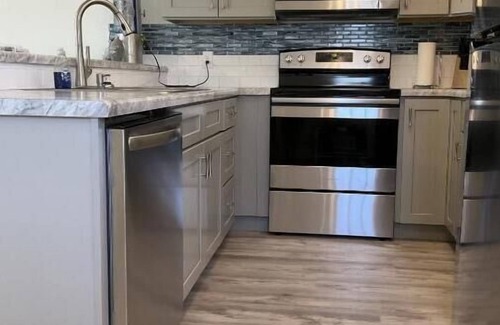 Upper Grand Lagoon House | Sun Diver is charming, close to marinas, and water sports on East end of PCB, FL