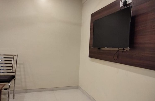 Kalyan Hotel | Sun Inn Residency
