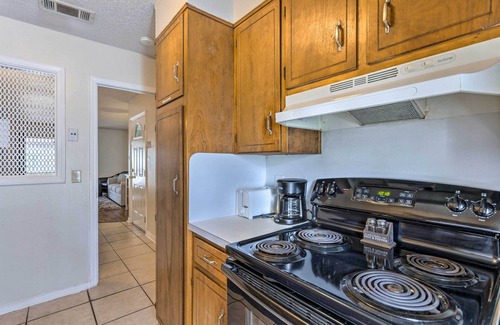 Northeast Pensacola Apartment | Sun-Kissed Vacation Rental in Pensacola!