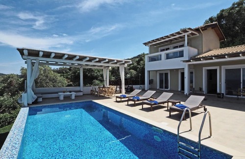 Agia Pelagia Chlomou Villa | Sun Mare - Three Bedroom Villa, Sleeps 6