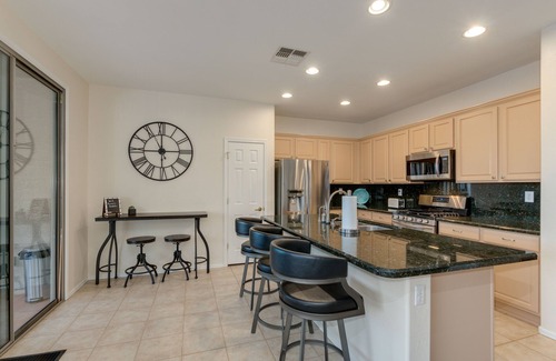 Anthem House | SUN & SHADE, BBQ & POOL