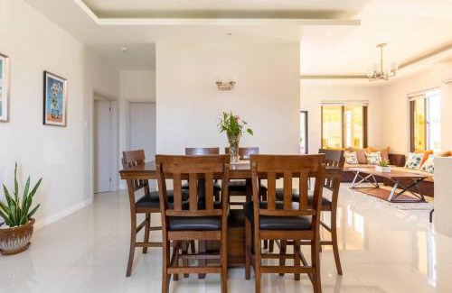 Ocho Rios Villa | Sun Shine Luxury Villas 2 bedroom Pool & Gym Ocho Rios St Ann