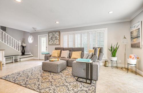 Pompano Beach House | Sun-Soaked Pompano Beach Home with Private Pool!
