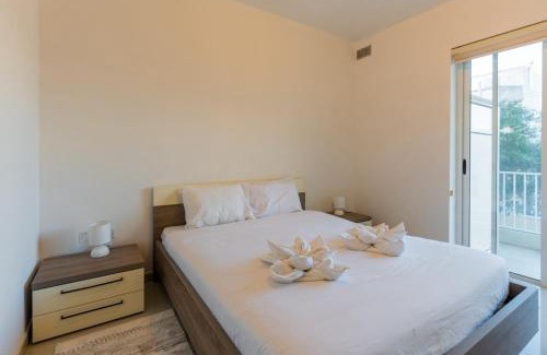 Mosta Apartment | Sun Valley Comfort Apartment - Hosted by Sweetstay
