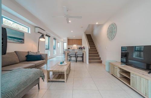Mount Coolum Apartment | Suncoast Beach Drive Townhouses