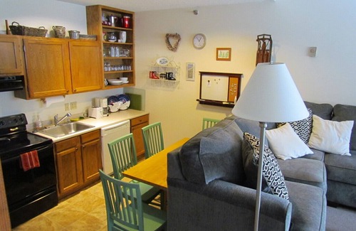 Sunday River Area Condo | Sunday River Slopeside Condo - 2BR for a perfect vacation/getaway