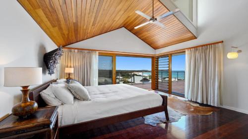 Emerald Beach House | Sundecks - Stunning Oceanview Beach House in Emerald Beach