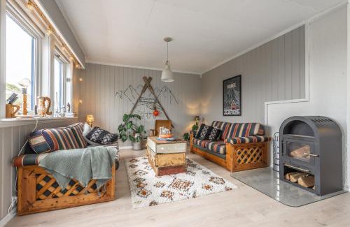 Sund i Lofoten House | Sundet Lofoten - fjell- og havutsikt
