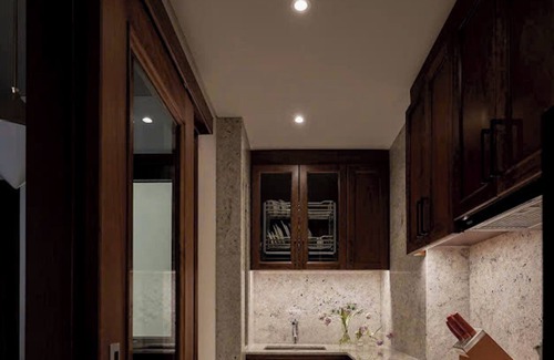 Ho Chi Minh City Apartment | Sunflower Apartment - Suite by THC Group