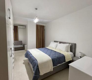 Kodrra Apartment | Sunflower Apt Saranda Terraces