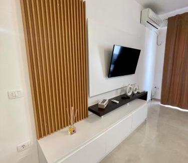 Kodrra Apartment | Sunflower Apt Saranda Terraces