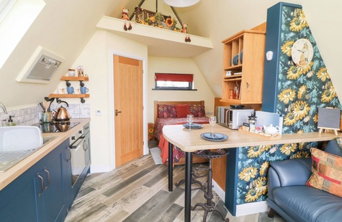 Doncaster Cottage | Sunflower Lodge