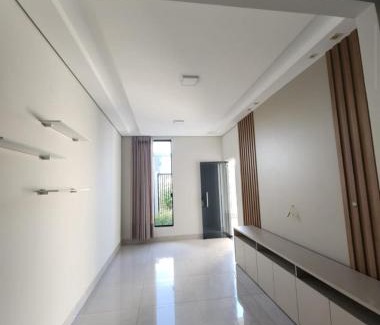 Rondonopolis House | Sunflower residential house for rent
