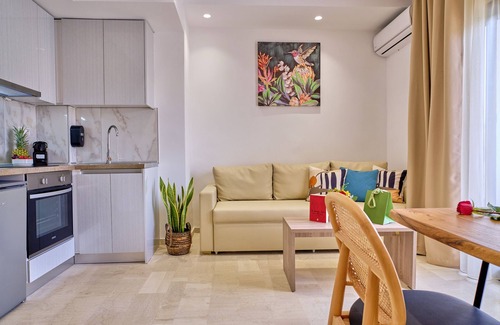 Gouvia Apartment | Sunflower Suite 104 Gouvia Corfu