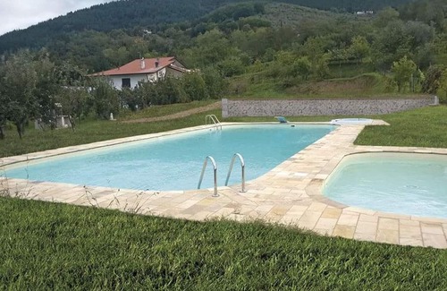 Fivizzano Apartment | "Sunflowers": Beautiful country apartment with pool, near Cinque terre