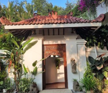 Bangunjiwo Villa | SUNKISS VILLA by Yogya Tropicana