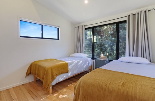 Pambula Beach Cabin | Sunkissed - As close as you can get to the beach