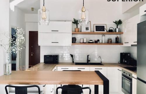 Omonia Apartment | Sunkissed Rooftop Apartments
