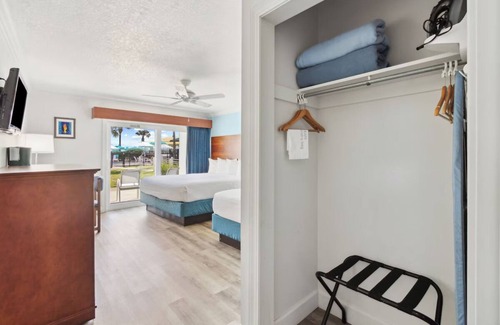 Atlantic Beach Hotel | Sunlit Ocean View Suite, Ideal for Relaxing Family Getaways with Outdoor Pool