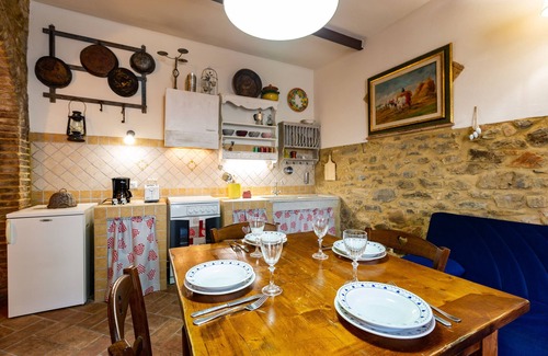 Chianni House | SunMoon Chianni your Tuscan home in the old town