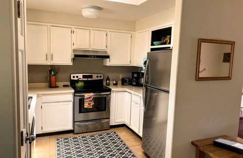 Taos House | Sunny 2 bedroom home with stunning views